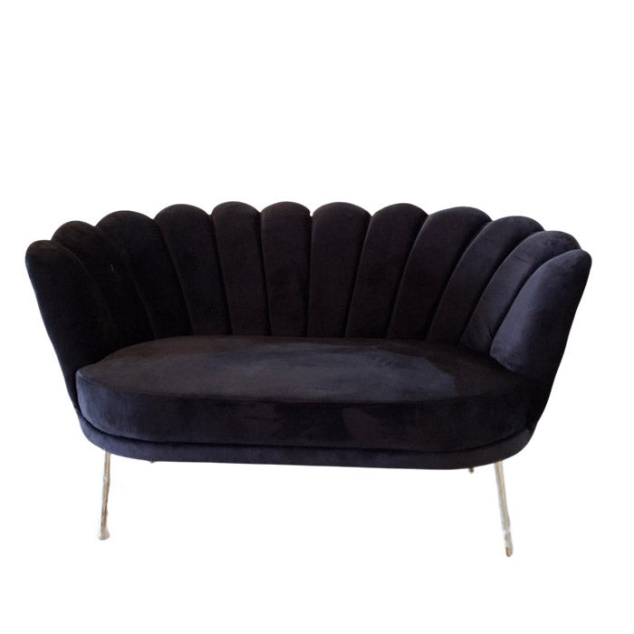 DAISY DESIGN LOUNGE CHAIR