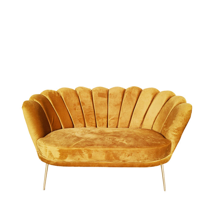 DAISY DESIGN LOUNGE CHAIR