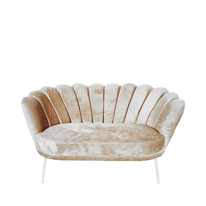 DAISY DESIGN LOUNGE CHAIR