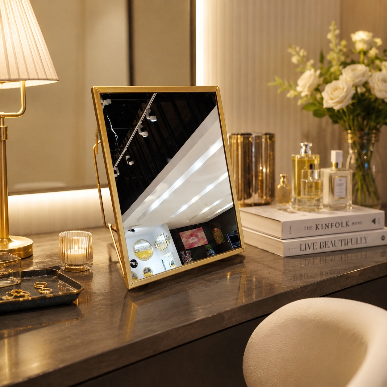 THE MIA BRASS MIRROR 22X17 CM