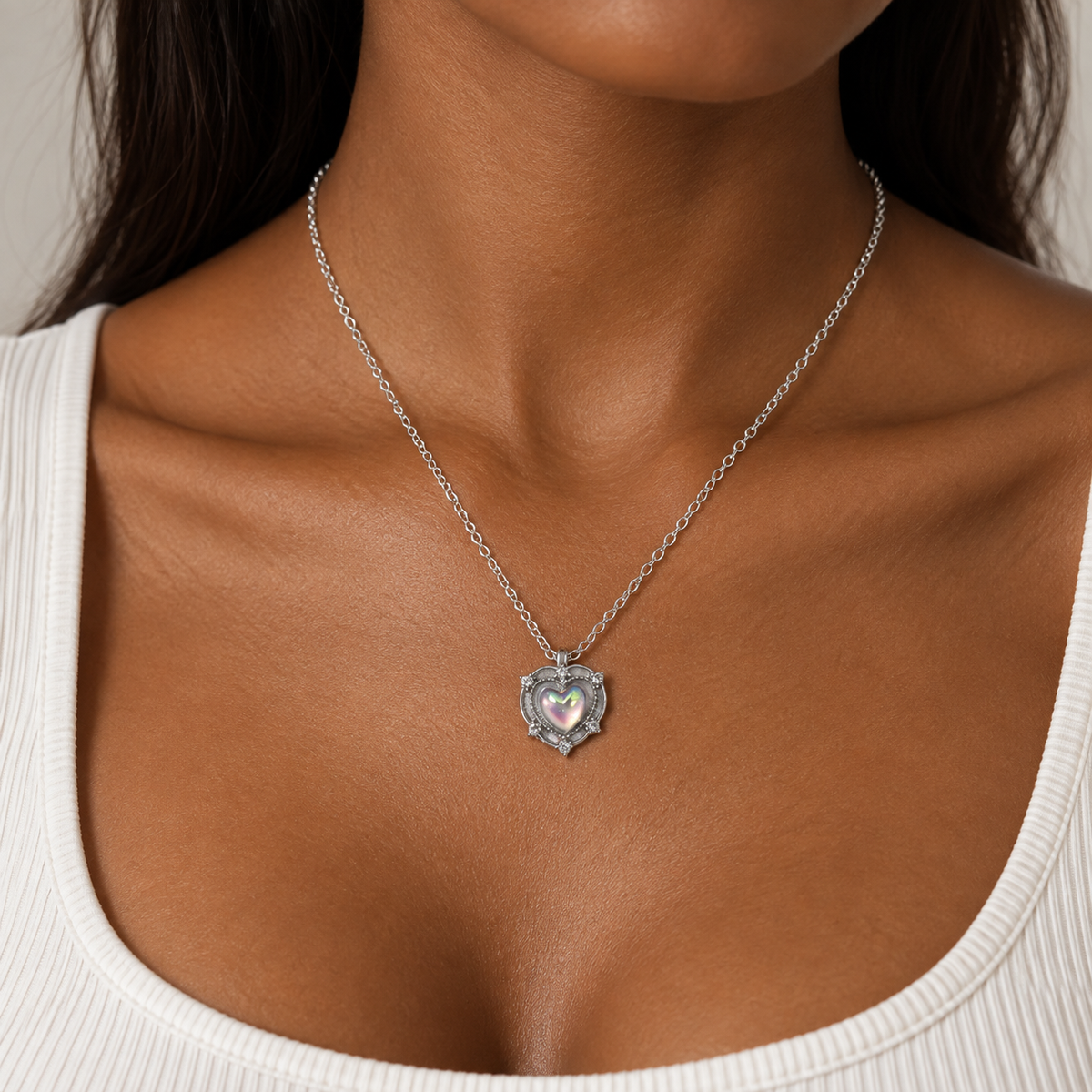 SILVER HEART NECKLACE