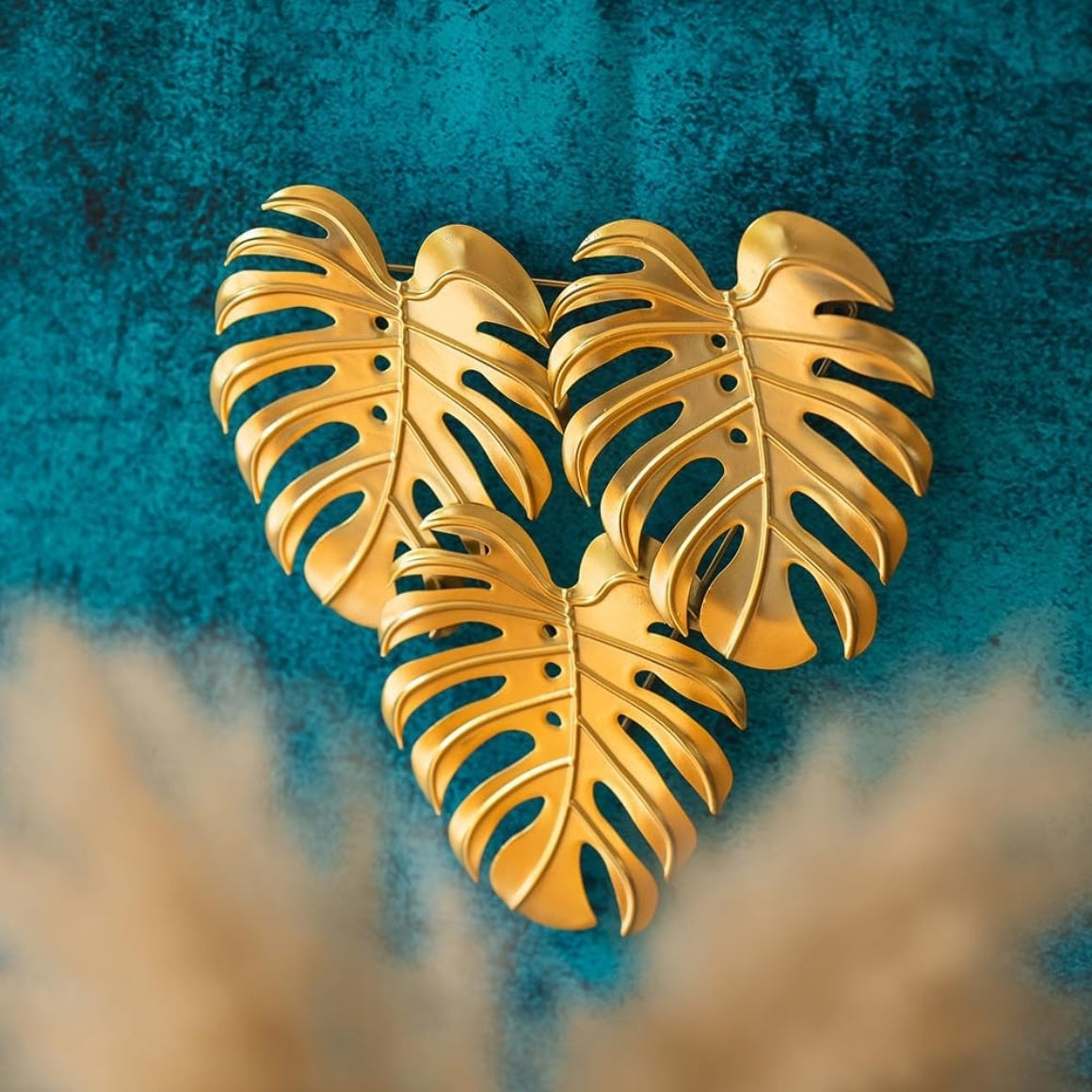 WALL DECOR MONSTERA GOLD 42 CM