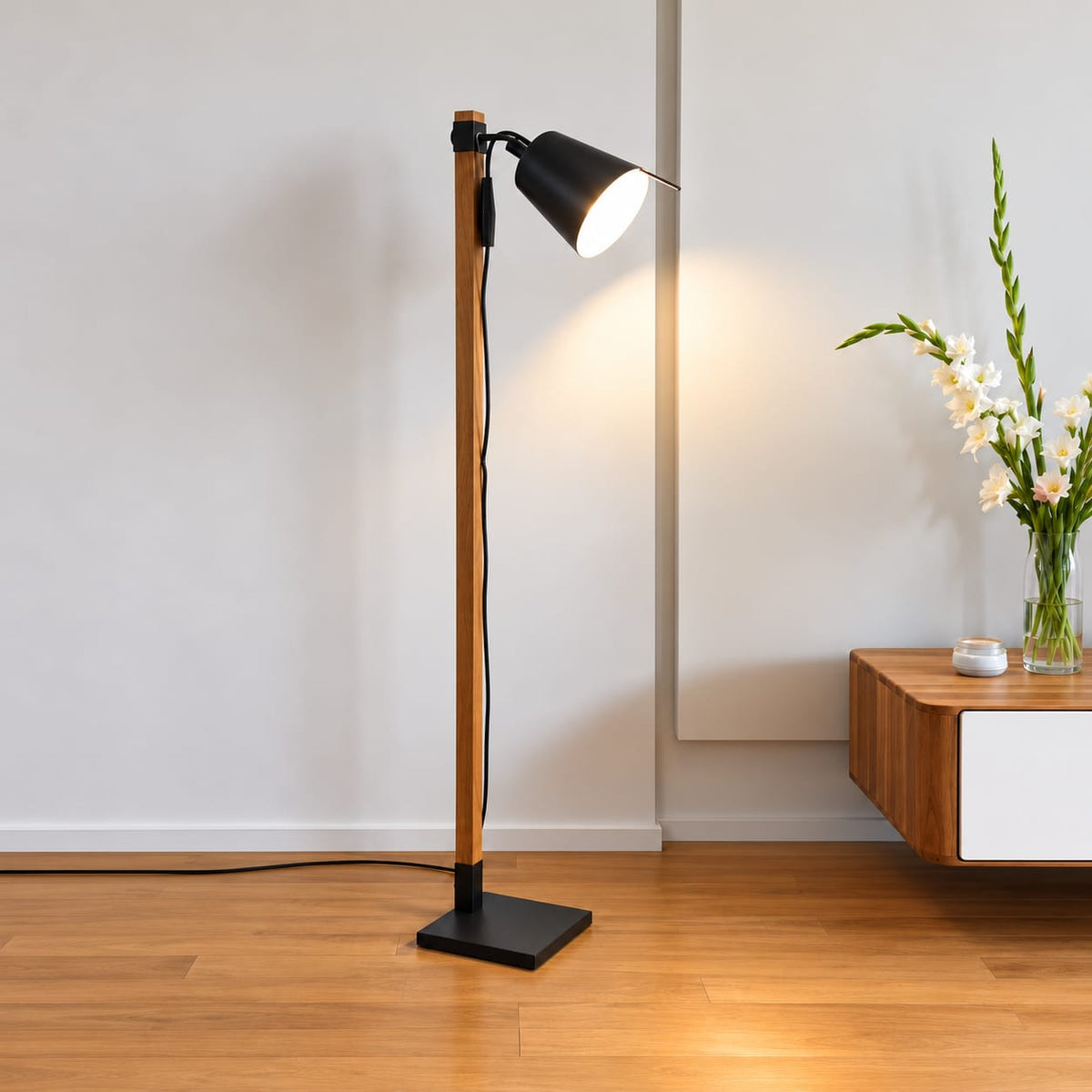 FLOOR LIGHT GOODHOME WOODEN
